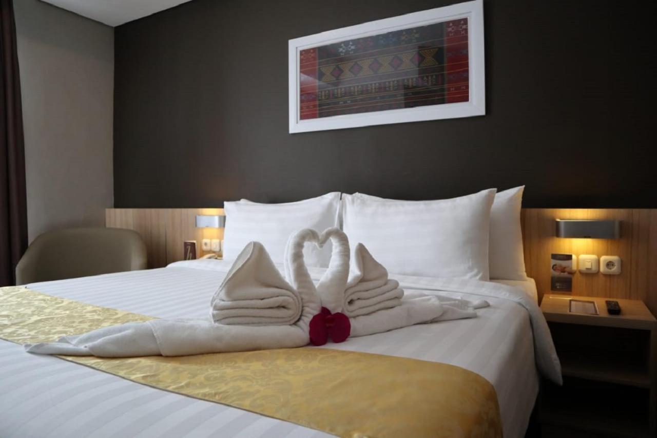 Anara Sky Kualanamu Hotel Медан Экстерьер фото