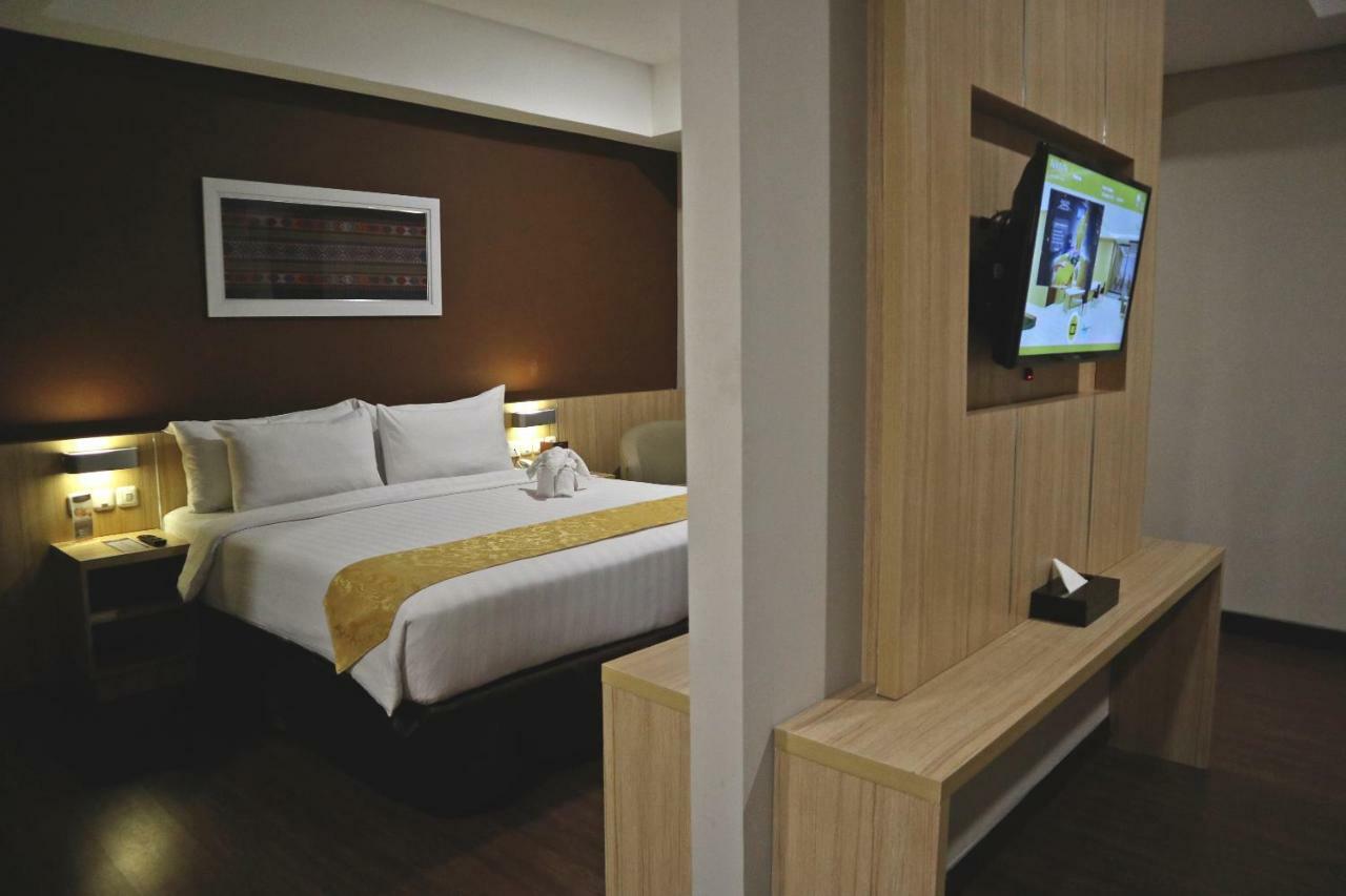 Anara Sky Kualanamu Hotel Медан Экстерьер фото